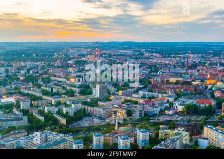 Coucher de soleil vue aérienne de Wroclaw, Pologne Banque D'Images