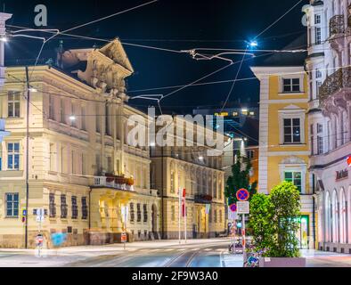 INNSBRUCK, AUTRICHE, 26 JUILLET 2016 : vue de nuit de la Landhaus Altes à Innsbruck, Autriche. Banque D'Images