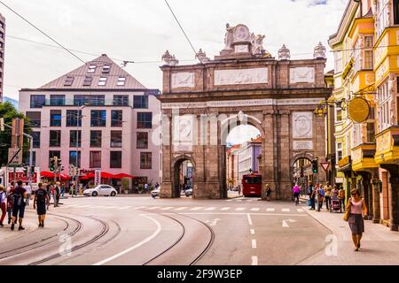 INNSBRUCK, AUTRICHE, 27 JUILLET 2016 : vue sur le Landhaus Altes à Innsbruck, Autriche. Banque D'Images