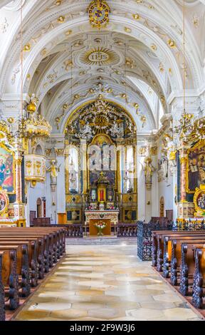 SALLE À TIROL, AUTRICHE, 27 JUILLET 2016 : intérieur du couvent Herz-Jesu ou du Sacré-cœur dans la salle à Tirol, Autriche. Banque D'Images