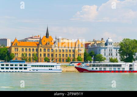 BRATISLAVA, SLOVAQUIE, 28 MAI 2016 : vue sur le Danube à Bratislava Banque D'Images