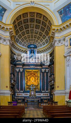 TURIN, ITALIE, 12 MARS 2016 : intérieur de l'église Santa Maria del Monte à Turino. Banque D'Images