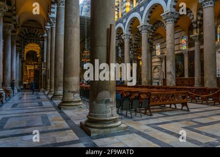 PISE, ITALIE, 14 MARS 2016: Vue de l'intérieur de la cathédrale de Pise en Italie Banque D'Images