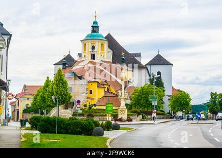 EISENSTADT, AUTRICHE, 18 JUIN 2016 : vue sur la célèbre église de montagne (église Haydn de Kalvarienberg) à Eisenstadt, Autriche Banque D'Images