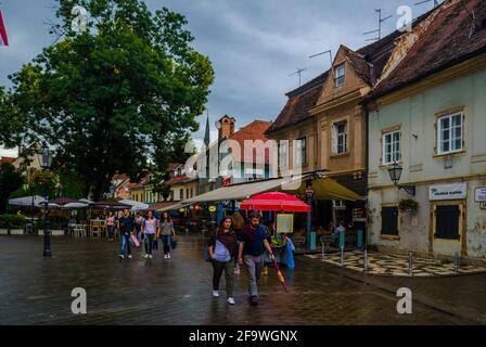 ZAGREB, CROATIE, 28 JUILLET 2015 : la rue Radiceva est l'une des plus belles rues de Zagreb. Banque D'Images