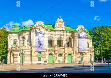 RIGA, LETTONIE, 15 AOÛT 2016 : vue du théâtre national de Riga, Lettonie. Banque D'Images