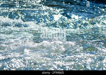 petite cascade sur la rivière gusen en haute-autriche Banque D'Images