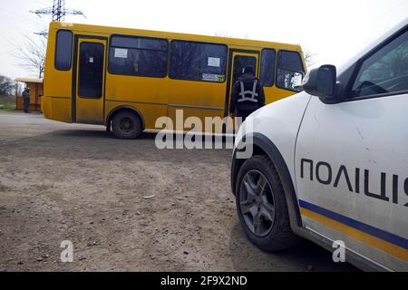 RÉGION D'ODESA, UKRAINE - le 20 AVRIL 2021 - les employés du Service de sécurité de l'Ukraine, rejoints par les agents de la loi de la région d'Odesa, vérifient la contre-terreur Banque D'Images