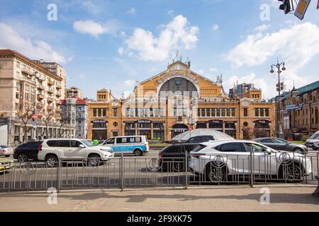 Kiev, Ukraine - 1er avril 2021 : marché de Besarabsky à Kiev Banque D'Images