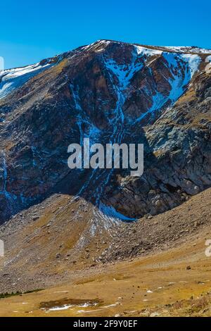 Beartooth Highway, qui traverse des parties du Montana et du Wyoming, aux États-Unis Banque D'Images