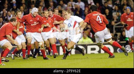 RUGBY ENGLAND V NZ BAR'S AT TWICKENHAM 20/12/2003 TREVOR PHOTO DE WOODMAN DAVID ASHDOWNRUGBY Banque D'Images