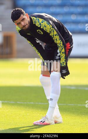 Londres, Royaume-Uni. 21 avril 2021. Dominic Solanke de Bournemouth regarde pendant l'échauffement avant le match. EFL Skybet Championship Match, Millwall v AFC Bournemouth au Den à Londres le mercredi 21 avril 2021. Cette image ne peut être utilisée qu'à des fins éditoriales. Utilisation éditoriale uniquement, licence requise pour une utilisation commerciale. Aucune utilisation dans les Paris, les jeux ou les publications d'un seul club/ligue/joueur. photo par Steffan Bowen/Andrew Orchard sports photographie/Alay Live news crédit: Andrew Orchard sports photographie/Alay Live News Banque D'Images