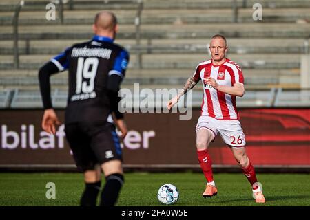 Aalborg, Danemark. 21 avril 2021. Rasmus Thelander (26) d'AAB vu pendant le match 3F Superliga entre Aalborg Boldklub et Odense Boldklub au parc Aalborg Portland à Aalborg. (Crédit photo : Gonzales photo/Alamy Live News Banque D'Images