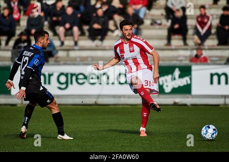 Aalborg, Danemark. 21 avril 2021. Daniel Granli (31) d'AAB vu pendant le match 3F Superliga entre Aalborg Boldklub et Odense Boldklub au parc Aalborg Portland à Aalborg. (Crédit photo : Gonzales photo/Alamy Live News Banque D'Images