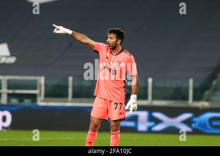 Gianluigi Buffon de Juventus FC lors de la série UN match de football entre Juventus FC et Parme Calcio 1913 au stade Allianz le 21 avril 2021 à Tu Banque D'Images