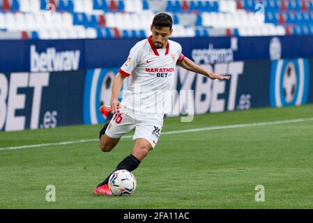 Valence, Espagne. 21 avril 2021. Jésus Navas Gonzalez de Sevilla FC vu en action pendant le match de football espagnol de la Liga entre Levante et Sevilla au stade Ciutat de Valencia.(score final; Levante UD 0:1 Sevilla FC) Credit: SOPA Images Limited/Alay Live News Banque D'Images