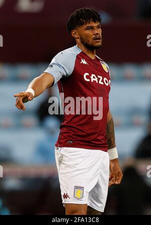 Birmingham, Angleterre, 21 avril 2021. Tyrone Mings of Aston Villa pendant le match de la Premier League à Villa Park, Birmingham. Le crédit photo doit être lu : Darren Staples / Sportimage Banque D'Images