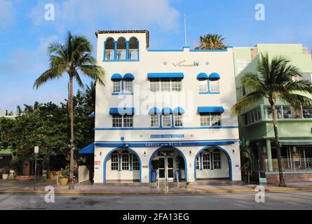 Shore Park Hotel sur Ocean Drive, ville de Miami Beach, Floride, dans le quartier art déco de South Beach avec un restaurant appelé Larios on the Beach Banque D'Images