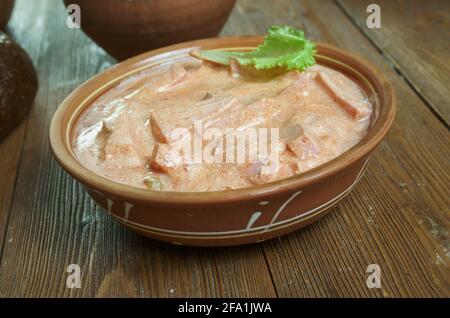 Makkarastroganoff - saucisses Stroganoff, cuisine finlandaise Banque D'Images