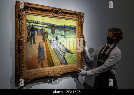 EMBARGOED10.30 22 AVRIL 2021 - LONDRES, ROYAUME-UNI. 22 avril 2021. Vincent van Gogh, le pont de Trinquetaille, peint à Arles, juin 1888. Estimation: $25,000,000-35,000,000 - avant l'ouverture des musées: De grandes œuvres de Picasso et Mondrian sur la vue et ouvert au public chez Christie's parmi les points forts de la saison de printemps de New York des ventes en soirée. L'accès au public est possible, car le dernier verrouillage du coronavirus continue de se faciliter. Crédit : Guy Bell/Alay Live News Banque D'Images