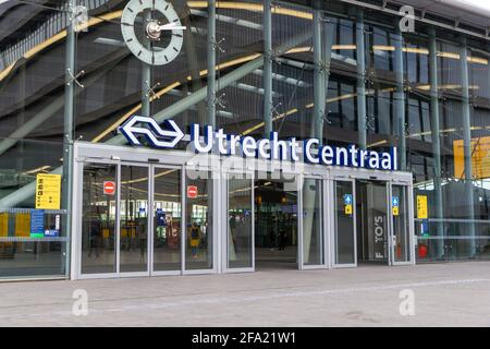 Entrée de la gare centrale d'Utrecht Banque D'Images