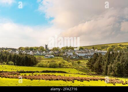 Vue lointaine sur le parc national de Princetown Dartmoor, Devon, Angleterre, Royaume-Uni Banque D'Images