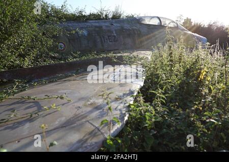 Wreckage of Vietnam-Era North American F-100F Super Sabre 63938, Lashenden Air Warfare Museum, Headcorn, Kent, Angleterre, Royaume-Uni Banque D'Images