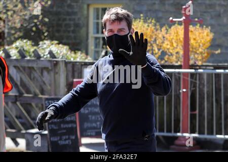 North Yorkshire Railway, Royaume-Uni. 22 avril 2021. Tom Cruise Filming Mission impossible 7 sur le chemin de fer des Moors du Yorkshire du Nord 22 avril 2021 22 avril 2021 DJD14857 Allstar Picture Library crédit: Allstar Picture Library Ltd/Alay Live News Banque D'Images