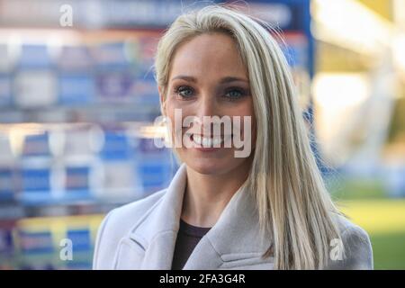 Jenna Brooks de Sky Sports au stade John Smiths Pour les toneights Betfred Super League jeu Huddersfield Giants v St Helens Banque D'Images