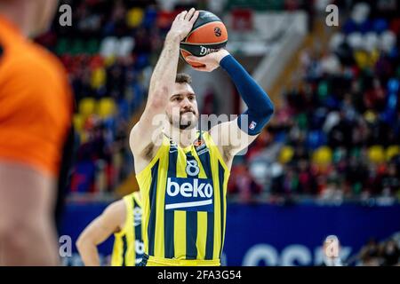 Moscou, Russie. 21 avril 2021. Marko Guduric, (8) de Fenerbahce Beko Istanbul en action pendant le jeu 1 des séries de l'Euroligue Turkish Airlines de la saison 2020-2021 entre CSKA Moscou et Fenerbahce Beko Istanbul à Megasport Arena. Score final: CSKA Moscou 92:76 Fenerbahce Beko Istanbul. (Photo de Nicholas Muller/SOPA Images/Sipa USA) crédit: SIPA USA/Alay Live News Banque D'Images