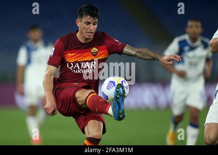 Rome, Italie. 22 avril 2021. ROME, Italie - 22.04.2021: ROGER IBANEZ (ROMA) en action pendant la série italienne UN championnat de football 2021 entre AS Roma vs Atalanta au stade olympique de Rome. Crédit : Agence photo indépendante/Alamy Live News Banque D'Images