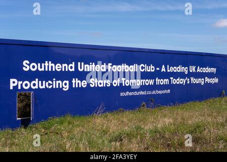 Chantier de construction de palissades autour de la proposition de Southend Utd football club nouveau terrain d'entraînement de stade à Fossetts Way, Fossetts Farm. Site de l'Académie Banque D'Images