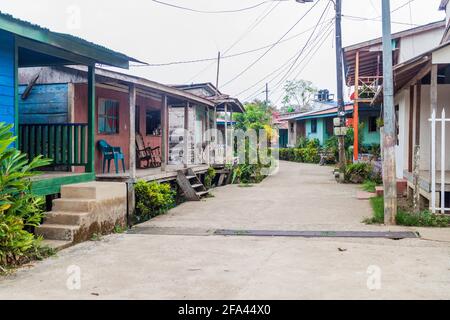 Rue dans le village d'Ell Castillo à la rivière San Juan, Nicaragua Banque D'Images