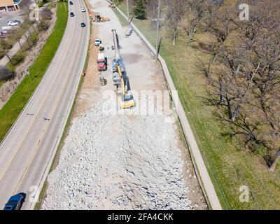 Construction le long de Fish Hatchery Road, Fitchburg, Wisconsin, États-Unis. Banque D'Images