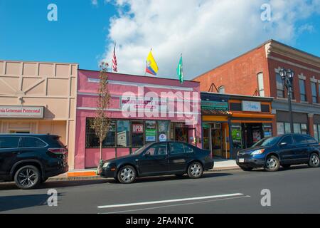 Bâtiments historiques de Framingham sur Hollis Street dans le centre-ville de Framingham, Massachusetts, États-Unis. Banque D'Images
