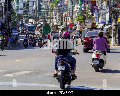 Trafic à Nha Trang, Vietnam Banque D'Images