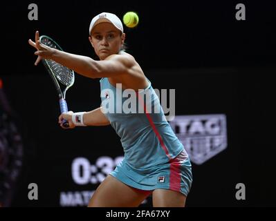 Stuttgart, Allemagne. 23 avril 2021. Tennis, WTA Tour, Stuttgart, célibataires, femmes, Quarterfinales, Barty (Australie) - Pliskova (République tchèque): Ashleigh Barty. Credit: Marijan Murat/dpa/Alamy Live News Banque D'Images