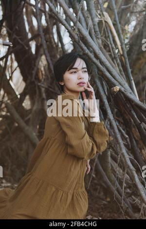 Portrait d'une femme asiatique élégante Banque D'Images