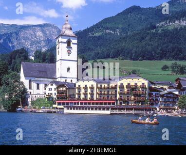 St.Wolfgang im Salzkammergut sur le lac Wolfgangsee, Salzkammergut, Haute-Autriche, République d'Autriche Banque D'Images