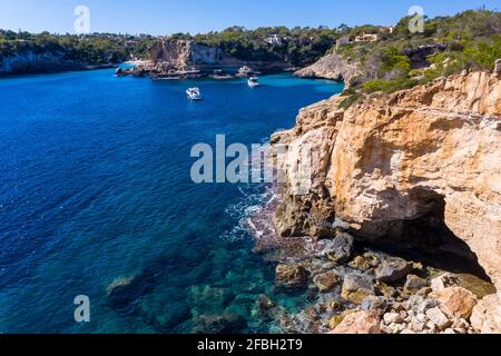 Espagne, Iles Baléares, Cala Santanyi, vue aérienne de la baie de Cala Llombards de Majorque Banque D'Images