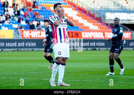 TILBURG, PAYS-BAS - AVRIL 23 : Vangelis Pavlidis de Willem II pendant le match Eredivisie entre Willem II et RKC Waalwijk à Koning Willem II Sta Banque D'Images