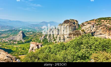 Meteora en Grèce. Paysage grec, vue panoramique Banque D'Images