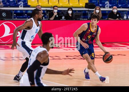 Leandro Bolmaro du FC Barcelone pendant l'Euroligue Turkish Airlines, jeu de séries 2 match de basket-ball entre le FC Barcelone et Zenit St Petersbourg le 23 avril 2021 au Palau Blaugrana à Barcelone, Espagne - photo Javier Borrego / Espagne DPPI / DPPI / LiveMedia Banque D'Images