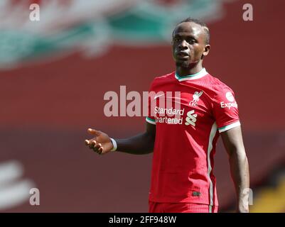 Anfield, Liverpool, Merseyside, Royaume-Uni. 24 avril 2021. English Premier League football, Liverpool contre Newcastle United; Sadio Mane de Liverpool Credit: Action plus Sports/Alay Live News Banque D'Images