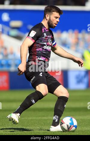 Londres, Royaume-Uni. 24 avril 2021. Grant Hanley de Norwich City en action pendant le match. EFL Skybet Championship Match, Queens Park Rangers et Norwich City au Kiyan Prince Foundation Stadium, Loftus Road à Londres, le samedi 24 avril 2021. Cette image ne peut être utilisée qu'à des fins éditoriales. Utilisation éditoriale uniquement, licence requise pour une utilisation commerciale. Aucune utilisation dans les Paris, les jeux ou les publications d'un seul club/ligue/joueur. photo par Steffan Bowen/Andrew Orchard sports photographie/Alay Live news crédit: Andrew Orchard sports photographie/Alay Live News Banque D'Images