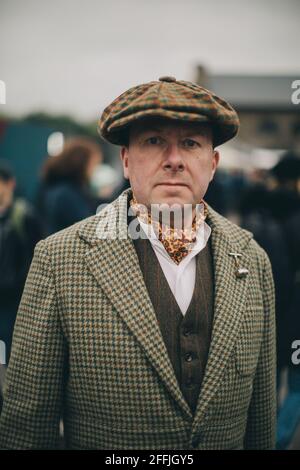 Londres/Royaume-Uni - 29 avril 2018 : Vente de bottes Classic car par Vintage. Festival rétro où les gens vendent leurs vêtements vintage et d'autres produits à partir de bijoux Banque D'Images