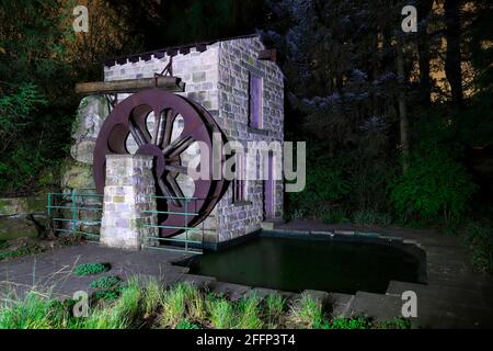 Le HESCO Garden 2011 qui a remporté une médaille d'or au Chelsea Flower Show. Il s'agit maintenant d'une caractéristique principale des Specialist Gardens à Roundhay, à Leeds. Banque D'Images