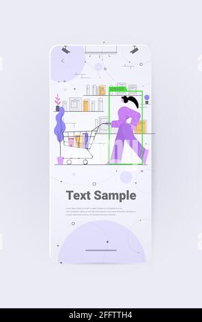 femme achetant des produits dans l'épicerie caméra de sécurité surveillance cctv identification du système reconnaissance faciale n Illustration de Vecteur