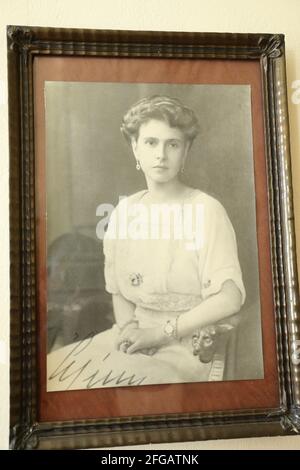 Résidence d'été de la princesse Alice de Grèce dans le quartier Neo Heraclion à Athènes. La princesse Alice de Battenberg était la mère du prince Philip et la belle-mère de la reine Elizabeth II Après avoir épousé le prince Andrew de Grèce et du Danemark en 1903, elle adopta le style de son mari, devenant la princesse Andrew de Grèce et du Danemark. Elle a vécu en Grèce jusqu'à l'exil de la majeure partie de la famille royale grecque en 1917. À son retour en Grèce quelques années plus tard, son mari a été accusé en partie de la défaite du pays dans la guerre gréco-turque (1919-1922), et la famille a de nouveau été contrainte à l'exil jusqu'à ce que Banque D'Images