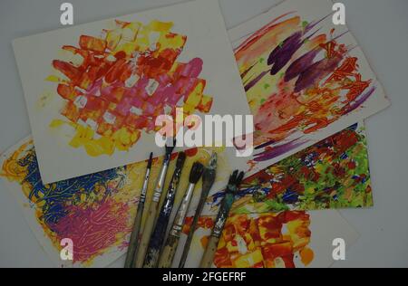 peints à la main chefs-d'œuvre d'impressionnisme original peintre et fournitures scolaires pour la peinture à l'aquarelle, pinceau , palette , activité à la maison Banque D'Images